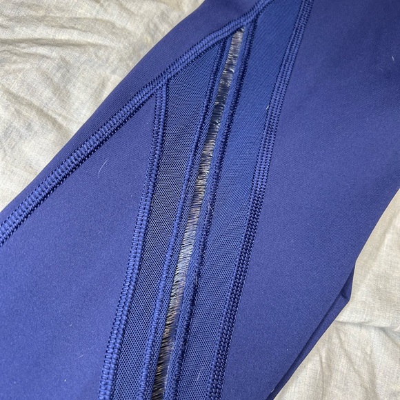 Lululemon tech mesh size 2 - Picture 4 of 5